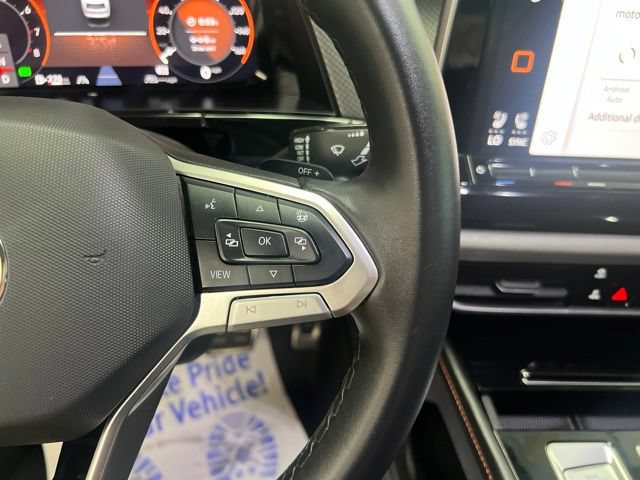 Used 2024 Volkswagen Atlas Peak Edition SE AWD/4WD image 24