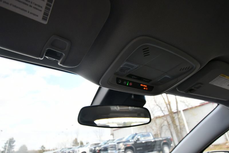 Used 2025 Chevrolet Malibu LT FWD image 28