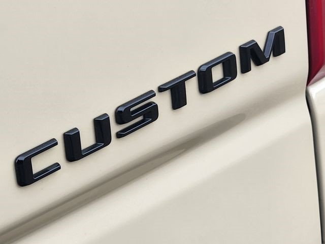 Used 2023 Chevrolet Silverado 1500 Custom Trail Boss w/ LPO, Dark Essentials Package AWD/4WD image 16