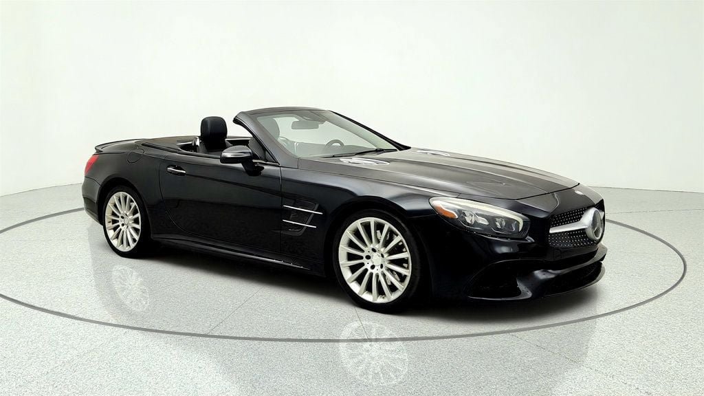 Used 2017 Mercedes-Benz SL 550 image 3