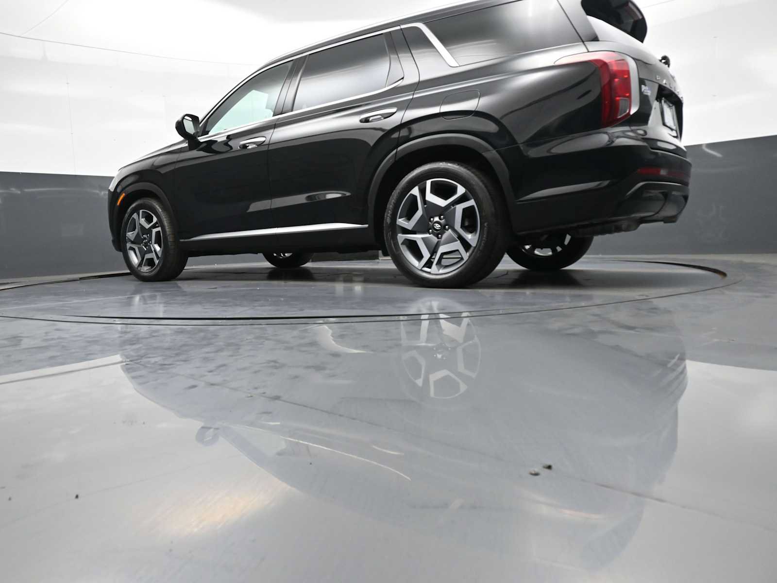 Certified 2023 Hyundai Palisade SEL w/ Cargo Package AWD/4WD image 34