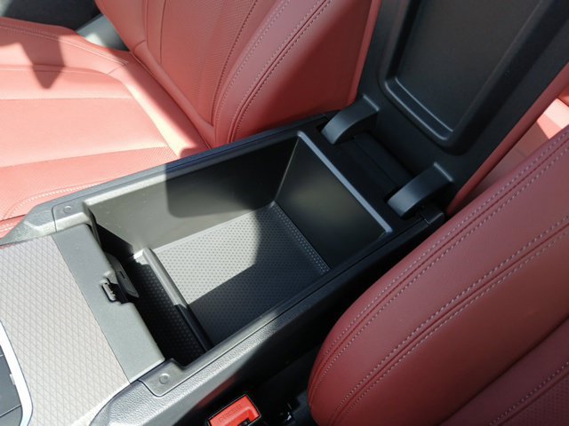 New 2026 BMW 330i Sedan w/ Convenience Package RWD image 21