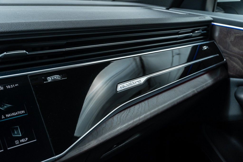 Used 2019 Audi Q8 Premium Plus image 21