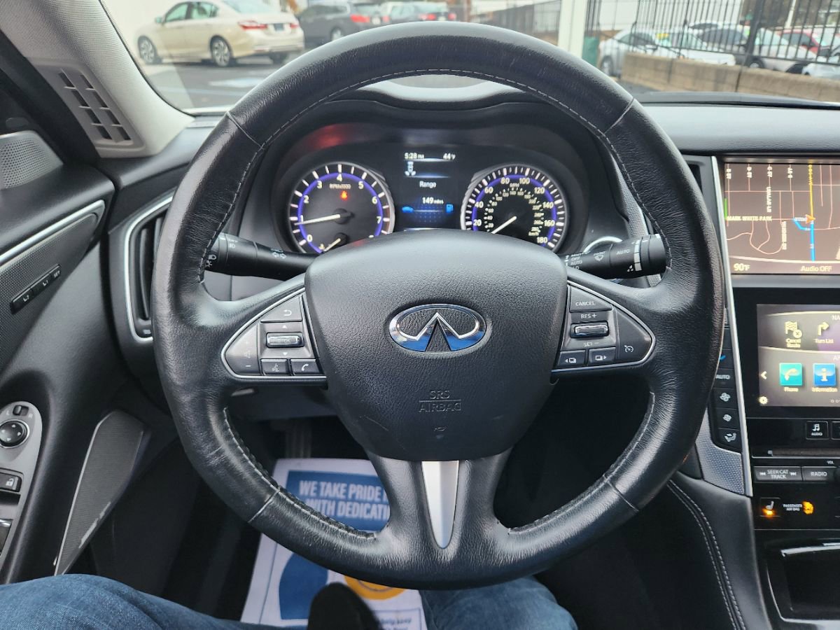 Used 2017 INFINITI Q50 Premium w/ 2.0T Premium Plus Package RWD image 19