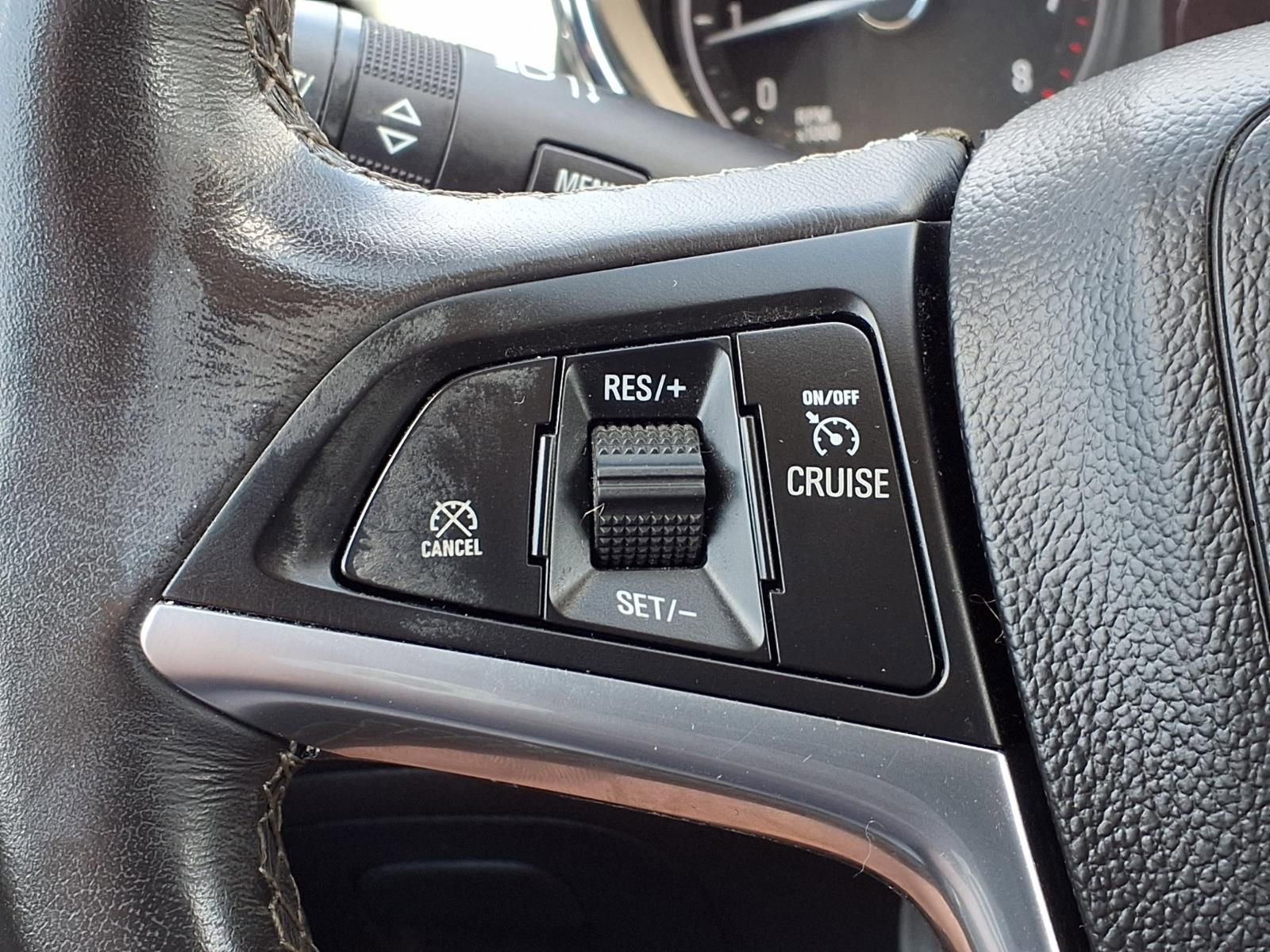 Used 2019 Buick Encore Preferred w/ Safety Package FWD image 28