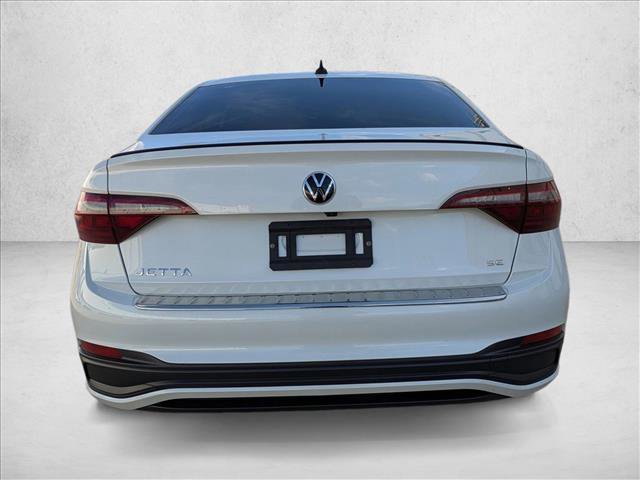 Used 2024 Volkswagen Jetta SE w/ Black Wheel Package image 7