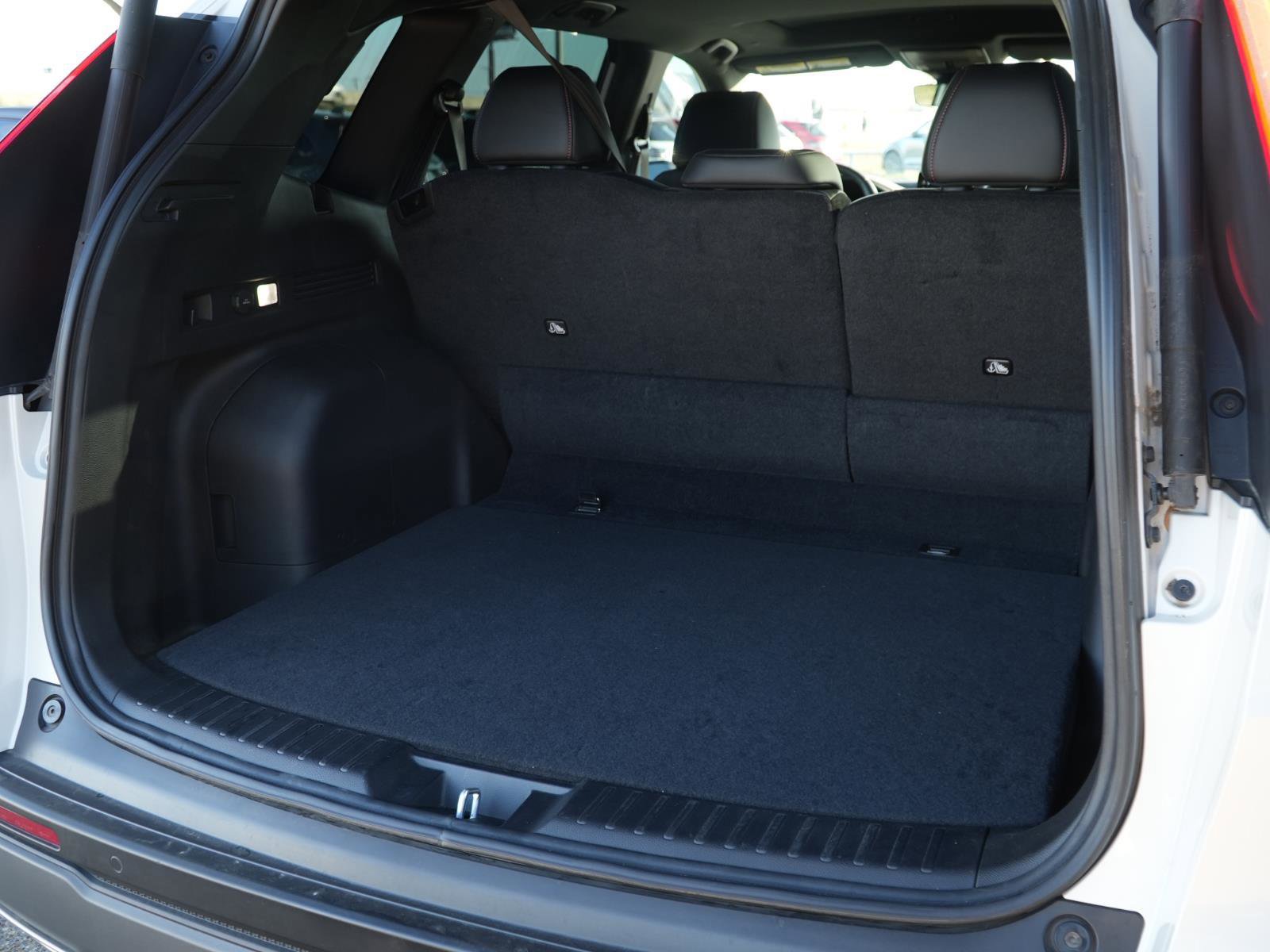 Used 2023 Honda CR-V Sport Touring image 8