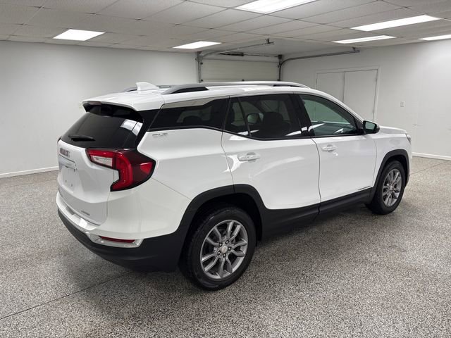 Used 2024 GMC Terrain SLT image 7