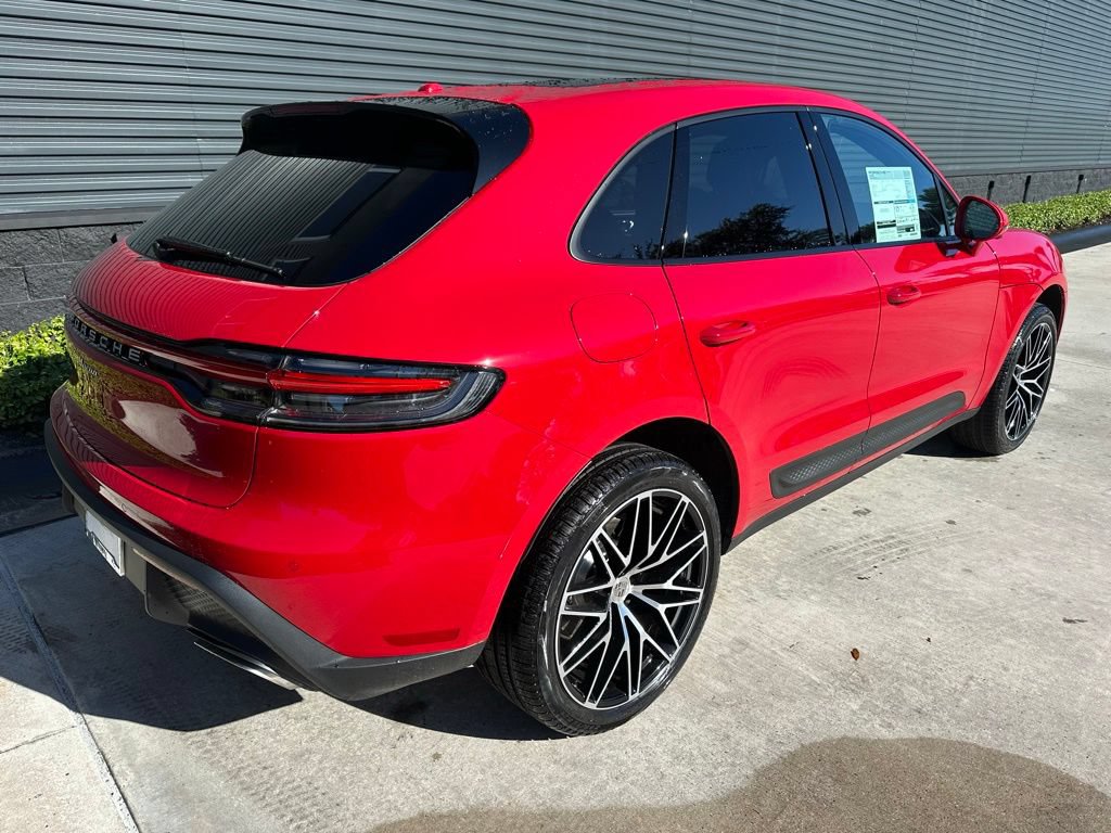 Certified 2026 Porsche Macan Turbo AWD/4WD image 9