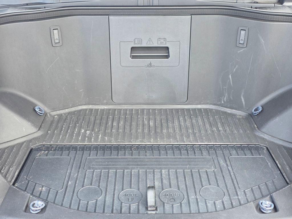 Used 2023 Ford F150 Lightning XLT image 25