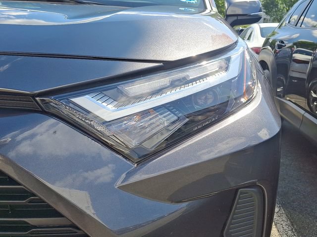 Used 2025 Toyota RAV4 XLE AWD/4WD image 7