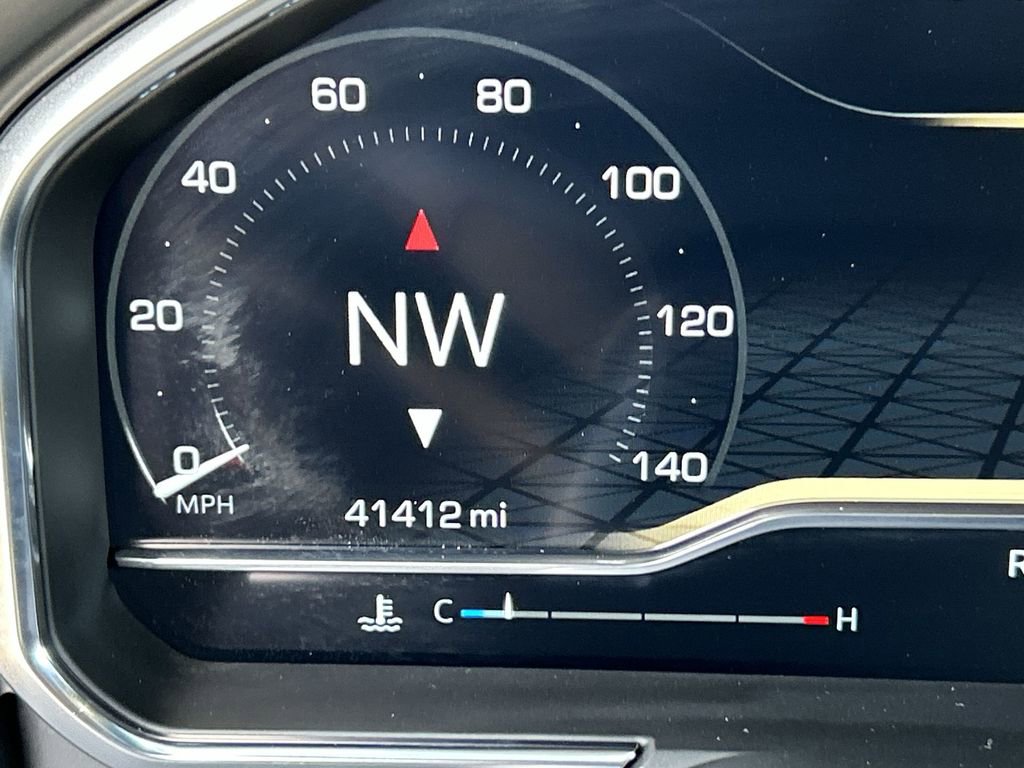 Used 2024 GMC Sierra 2500 AT4 w/ AT4 Premium Plus Package image 12