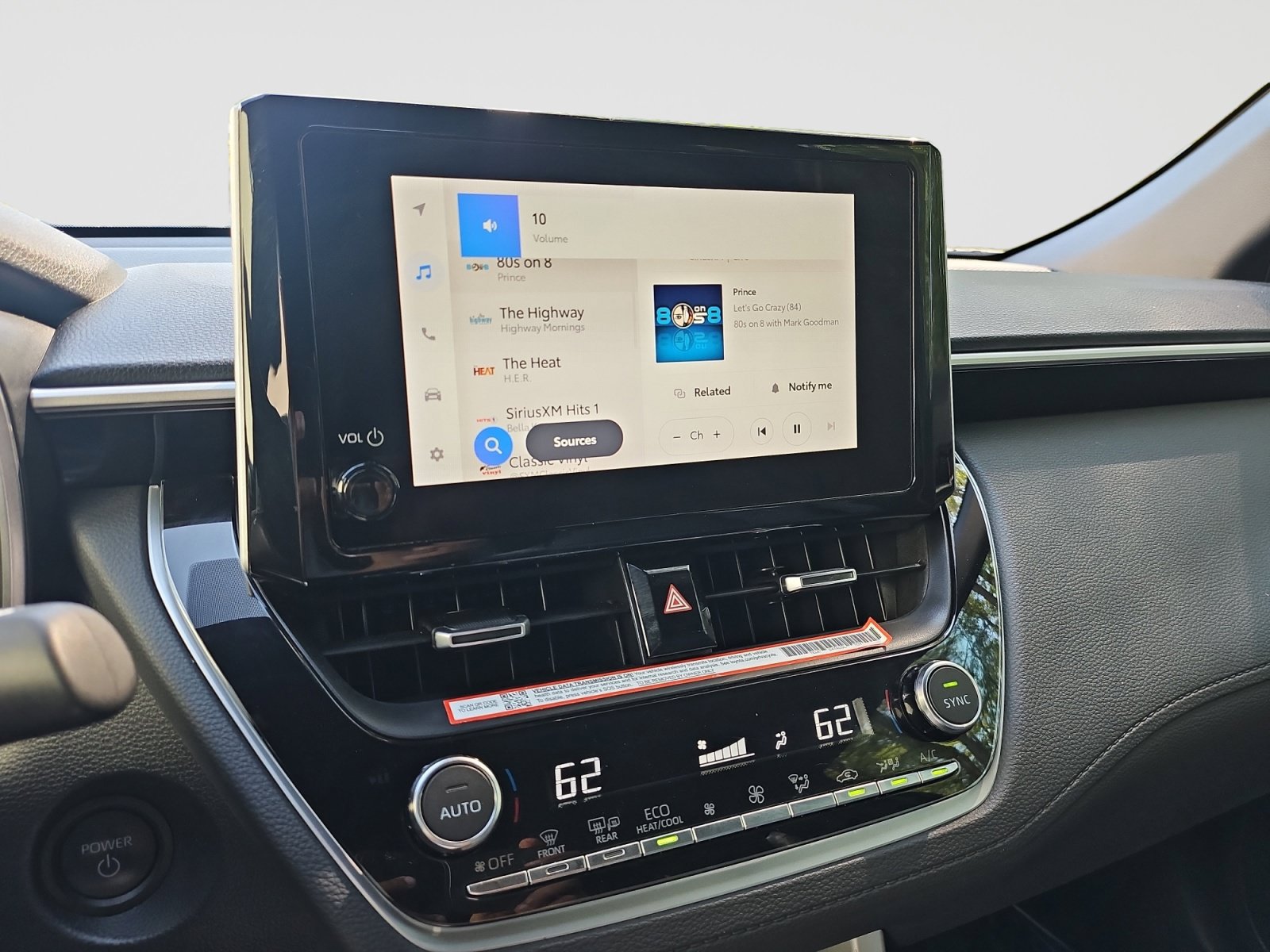 Used 2025 Toyota Corolla Cross AWD Hybrid w/ Convenience Package image 27