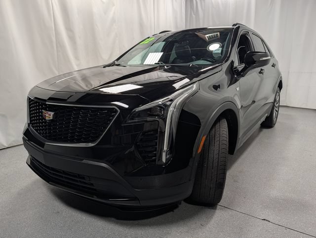 Used 2022 Cadillac XT4 Sport w/ Enhanced Visibility Package AWD/4WD image 7