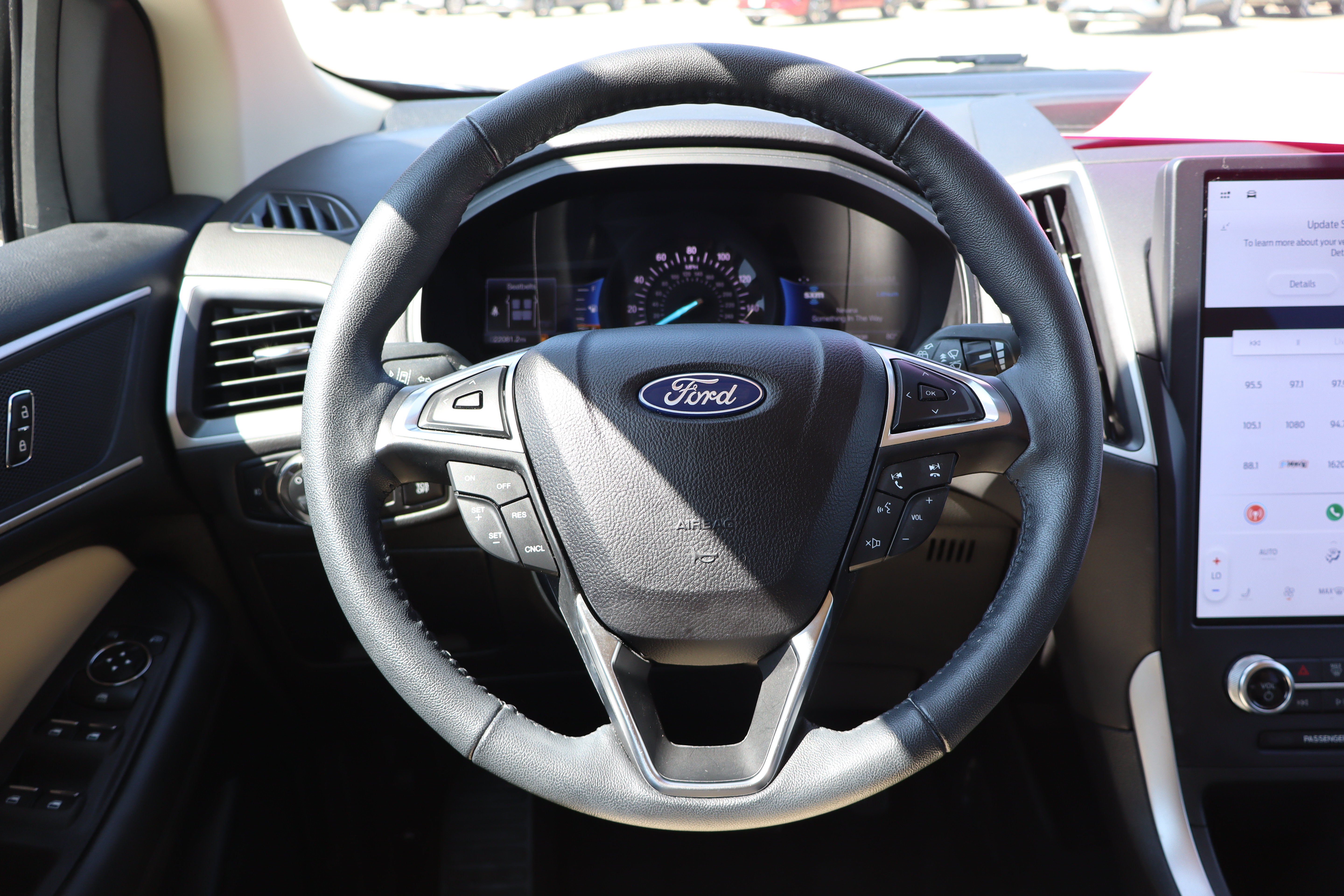 Used 2024 Ford Edge SEL w/ Convenience Package AWD/4WD image 14