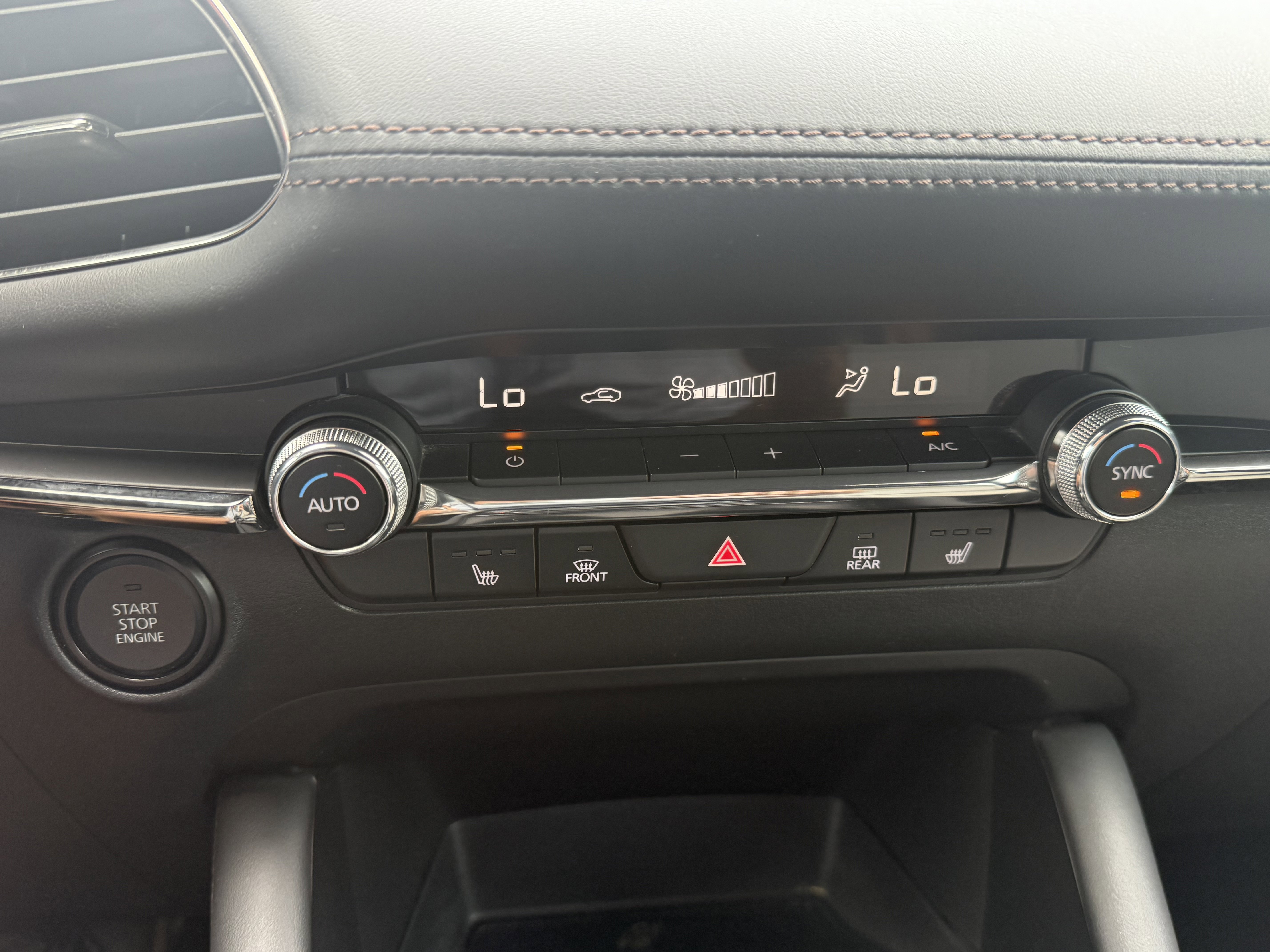 Used 2021 MAZDA MAZDA3 s image 28