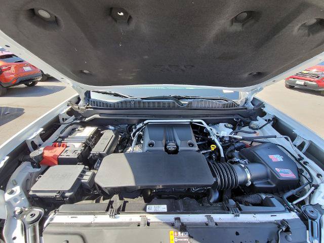 Used 2024 GMC Canyon AT4 w/ AT4 Premium Package AWD/4WD image 29