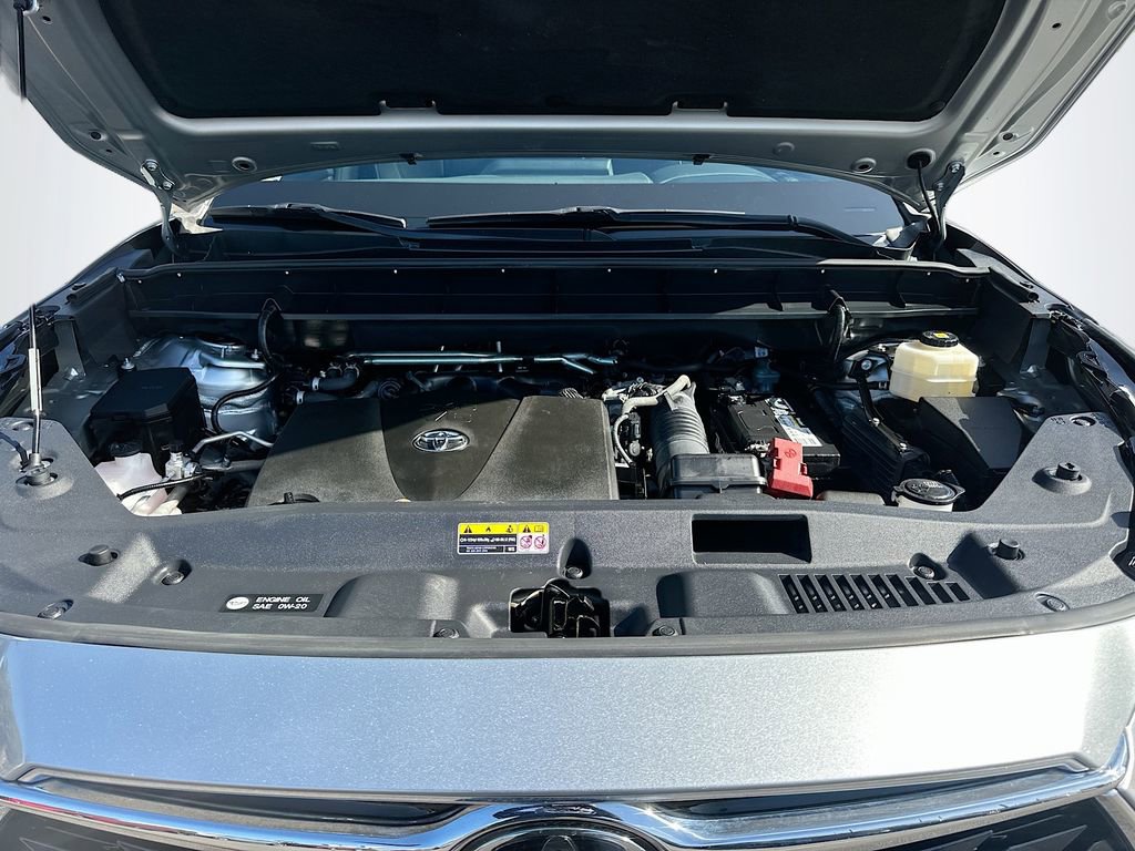 Used 2020 Toyota Highlander Limited image 30