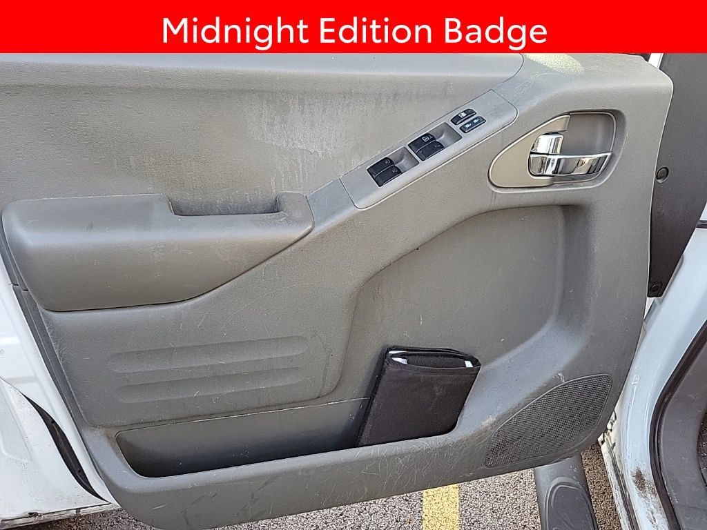 Used 2020 Nissan Frontier SV w/ Midnight Edition Floor Mats AWD/4WD image 8