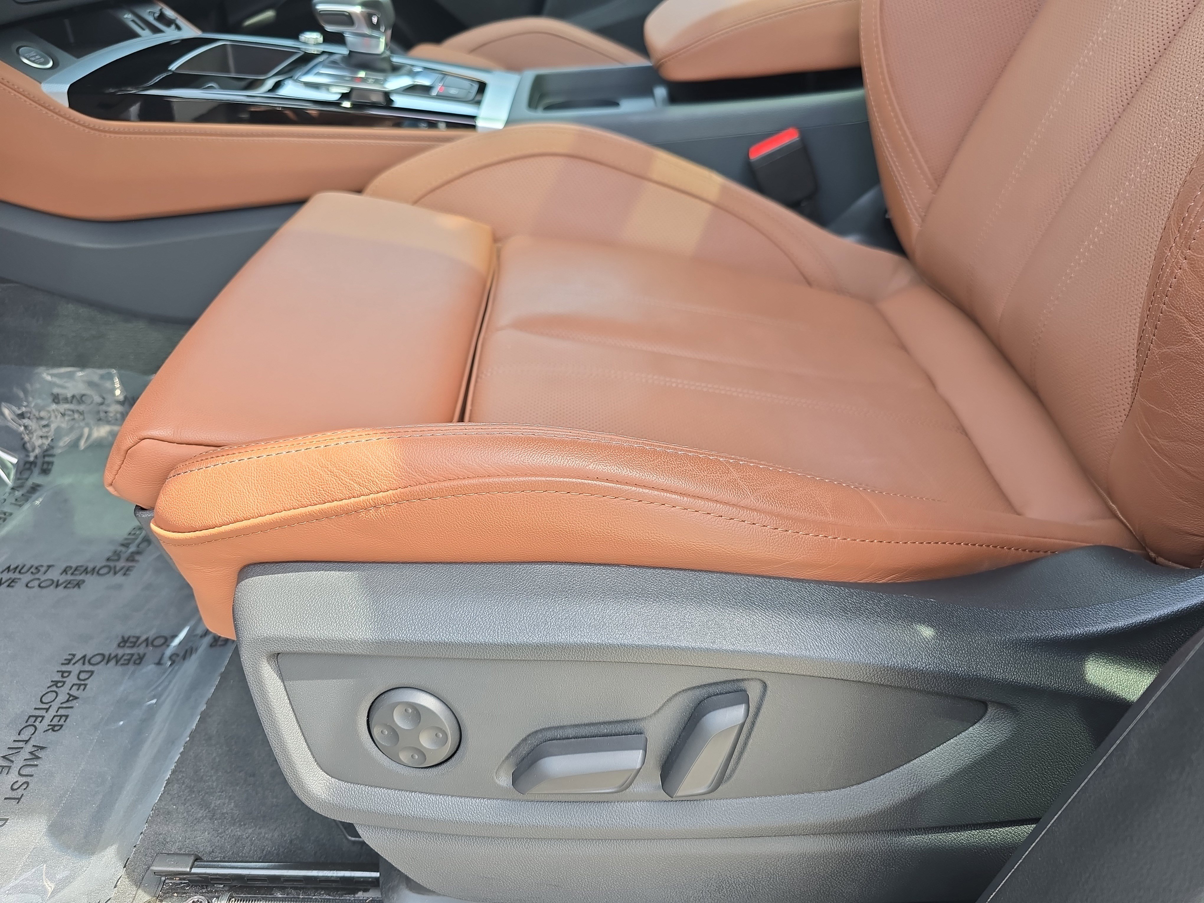 Used 2025 Audi Q5 Prestige w/ Prestige Package image 27