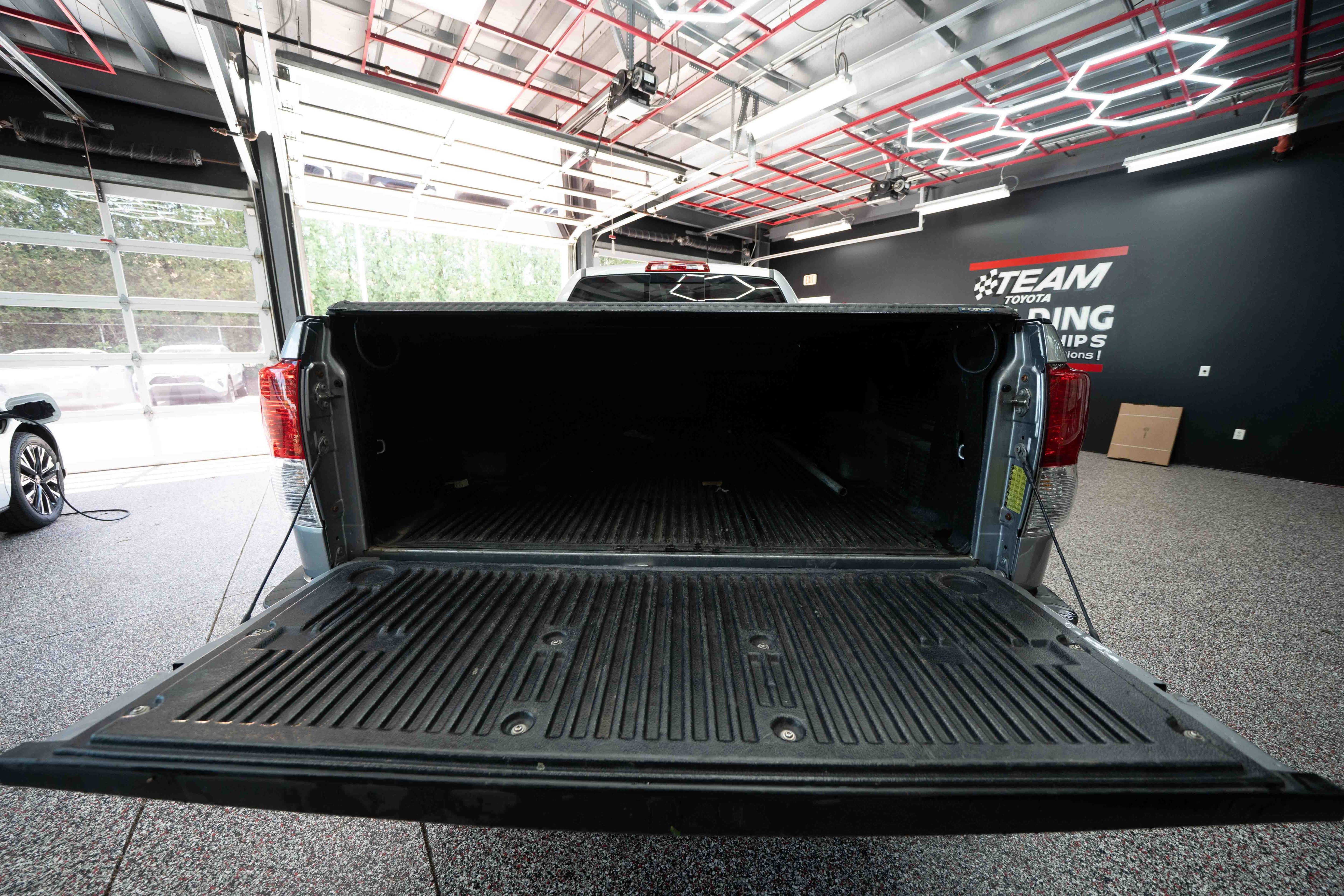 Used 2013 Toyota Tundra 4x4 Double Cab w/ TRD Off-Road Pkg image 27