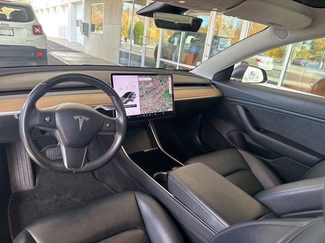 Used 2018 Tesla Model 3 Long Range image 21