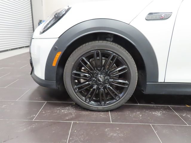 Used 2023 MINI Cooper S image 15