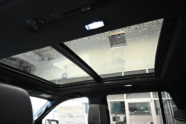 New 2026 Chevrolet Tahoe Premier w/ Sun And Tow Package AWD/4WD image 21
