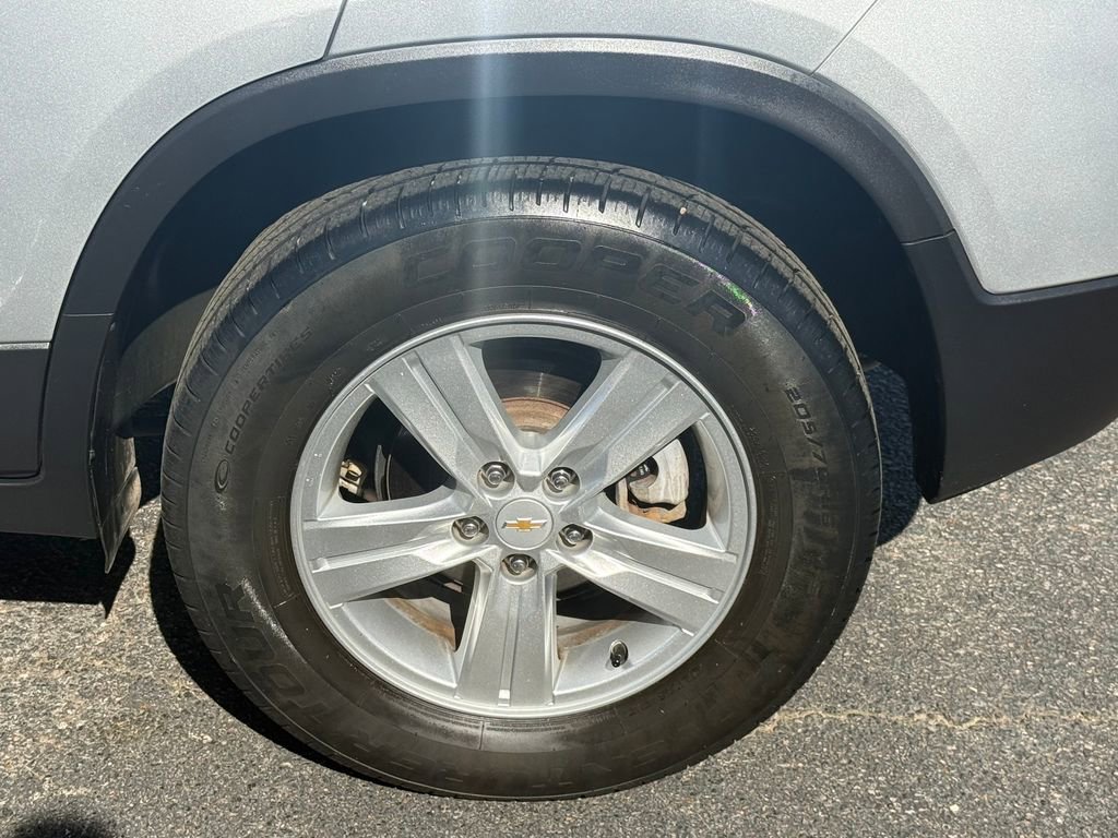 Used 2021 Chevrolet Trax LT image 30