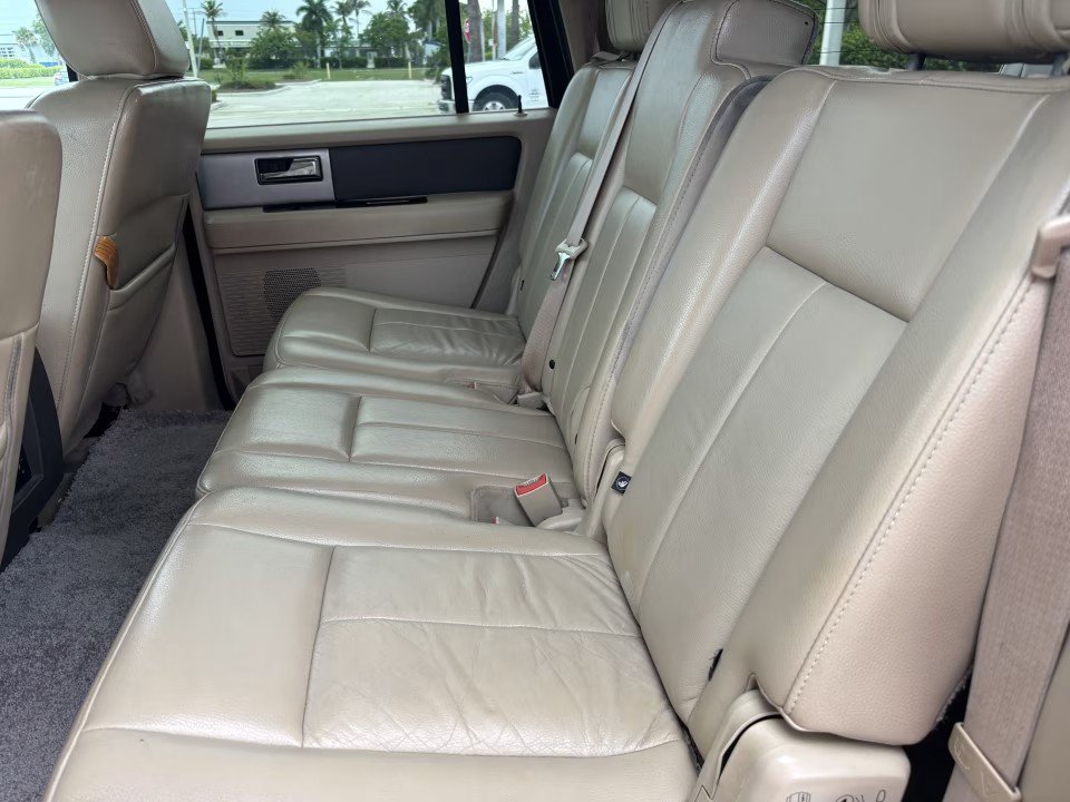 Used 2011 Ford Expedition EL XLT w/ 201A Rapid Spec Order Code RWD image 20