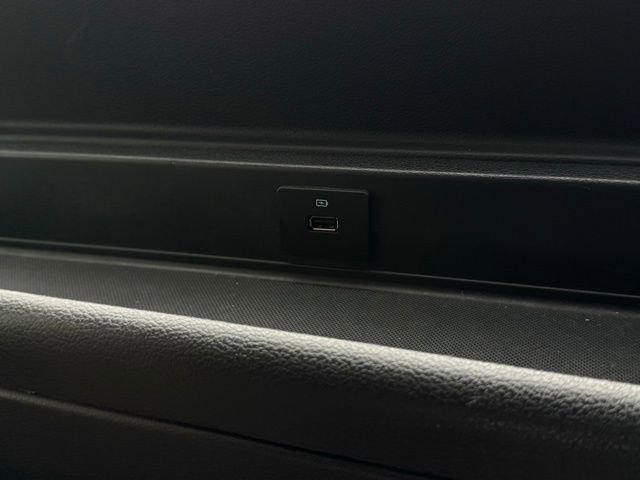 Used 2024 Ford Expedition Max Limited image 25