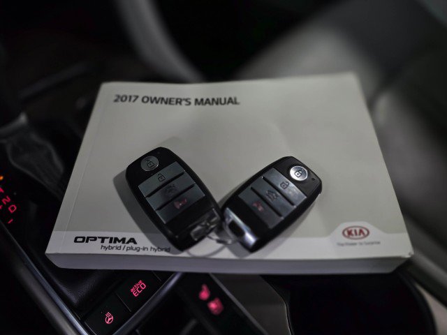 Used 2017 Kia Optima EX w/ Technology Package image 45