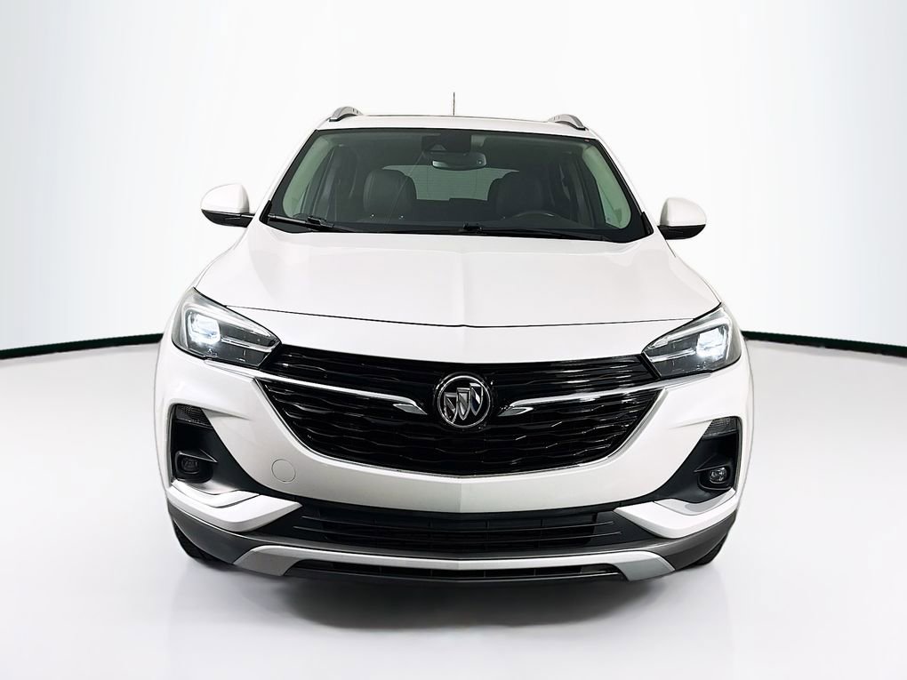 Used 2023 Buick Encore GX Essence w/ Experience Buick Package FWD image 2