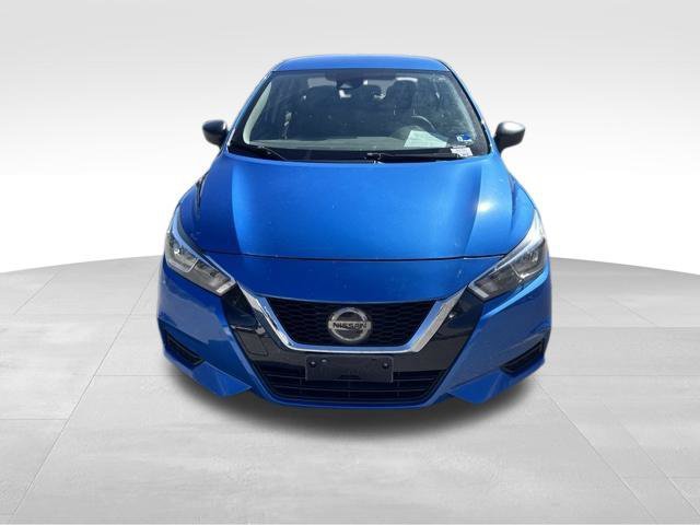 Used 2021 Nissan Versa S FWD image 2