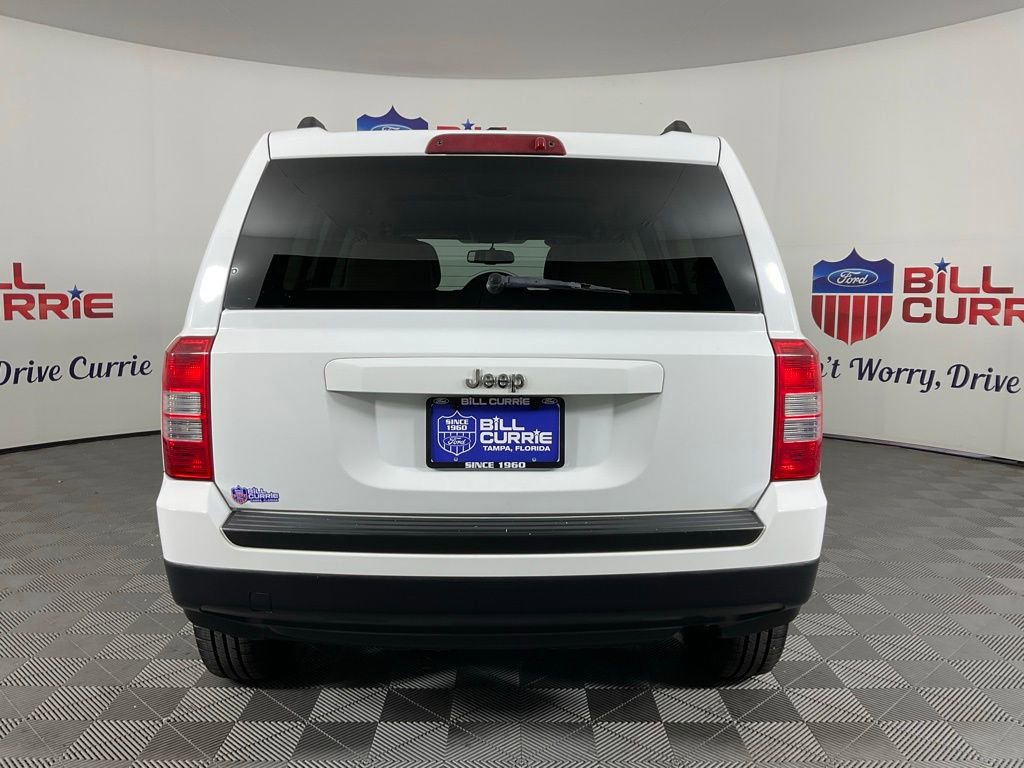 Used 2014 Jeep Patriot Sport w/ Power Value Group FWD image 4