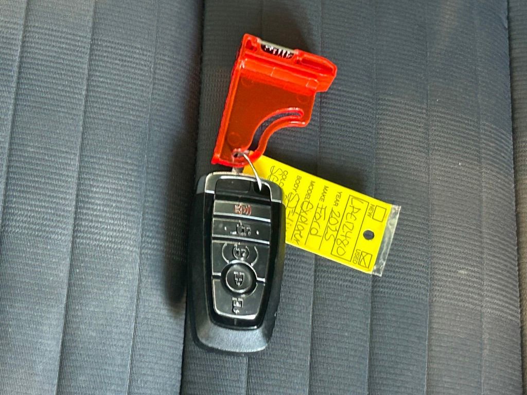 Certified 2025 Ford Explorer ST-Line image 42