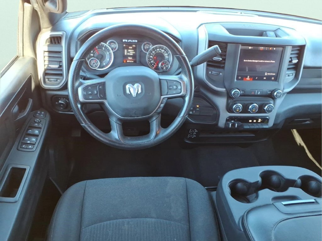 Used 2024 RAM 2500 Tradesman w/ Chrome Appearance Group AWD/4WD image 17