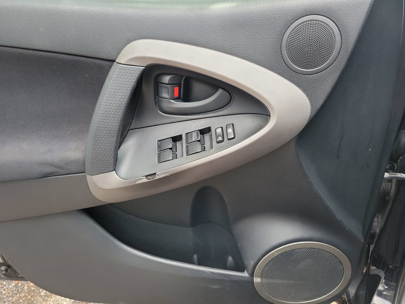 Used 2008 Toyota RAV4 Sport AWD/4WD image 13
