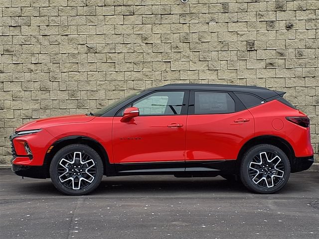 New 2026 Chevrolet Blazer RS FWD image 2