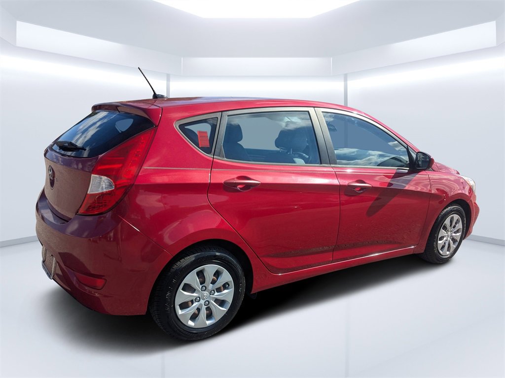 Used 2016 Hyundai Accent SE image 4