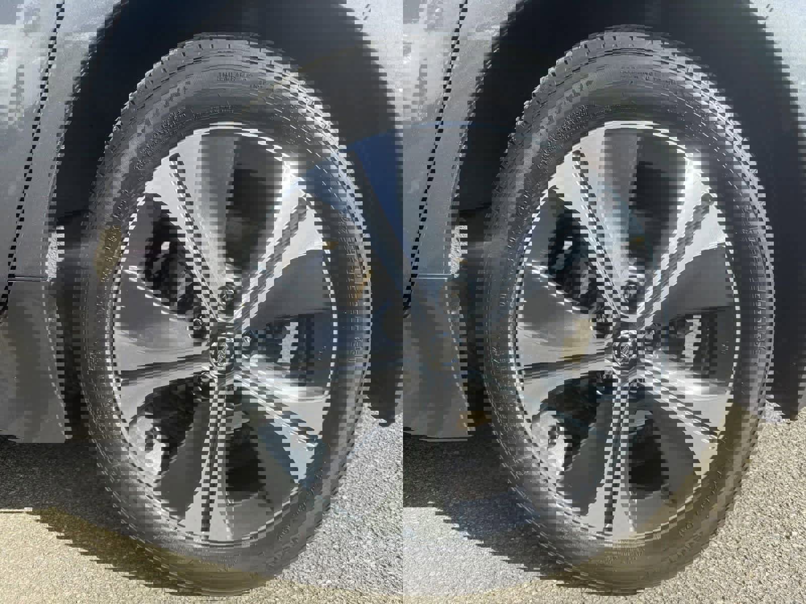 Certified 2020 Nissan Leaf SV image 5