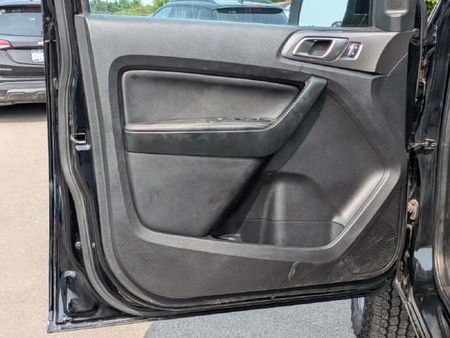 Used 2021 Ford Ranger Lariat w/ FX4 Off-Road Package AWD/4WD image 6