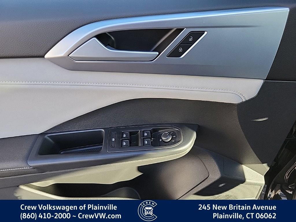 New 2026 Volkswagen Taos SE AWD/4WD image 38