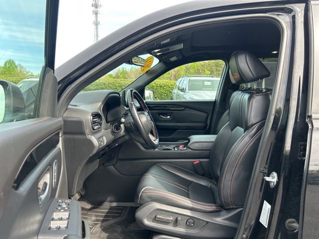 Used 2024 Honda Pilot TrailSport image 14