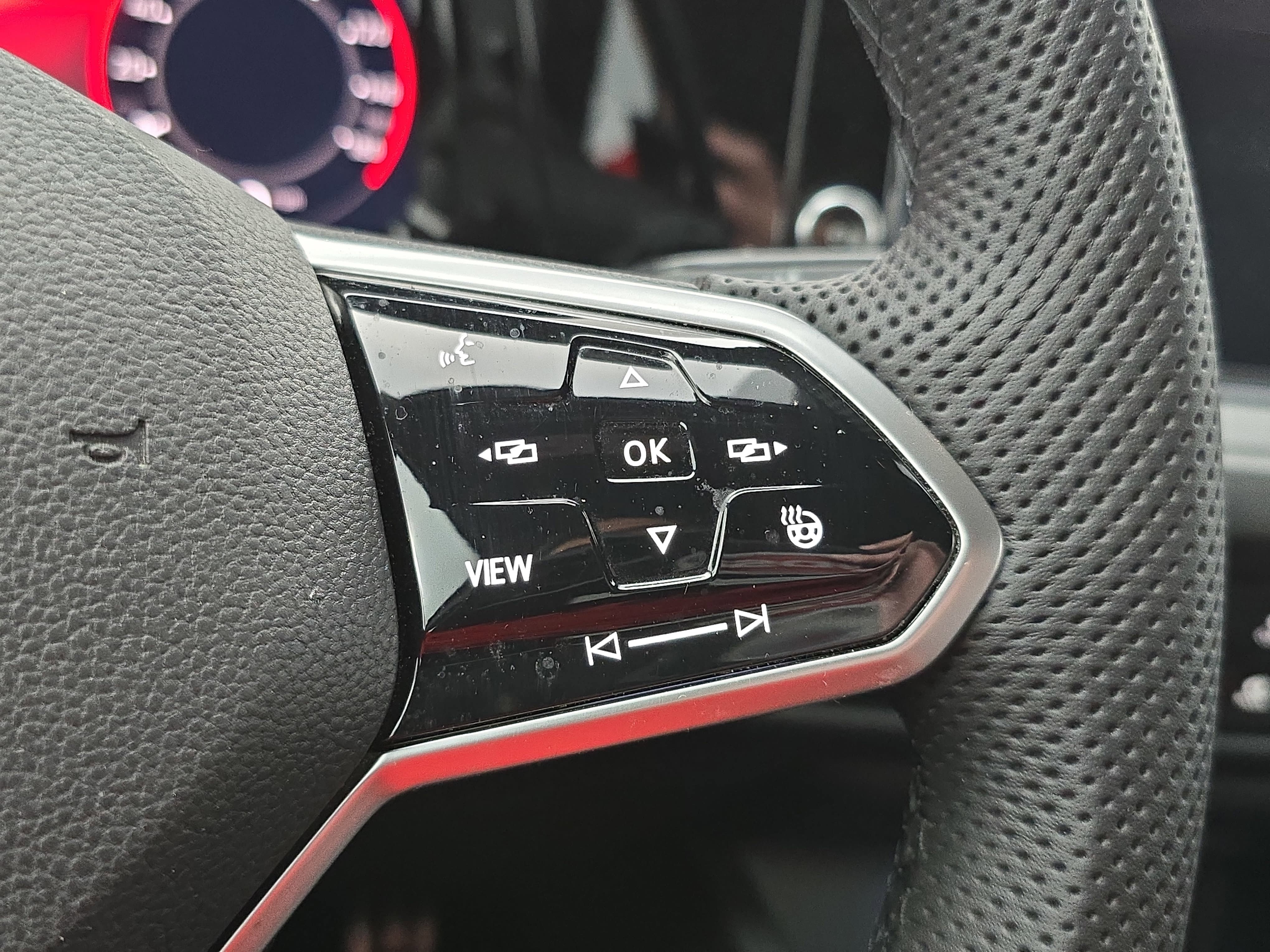 Used 2022 Volkswagen GTI S FWD image 17