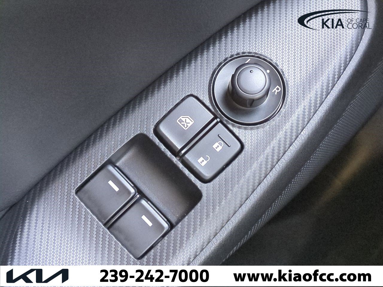 Used 2025 MAZDA MX-5 Miata Club w/ Interior Package image 21