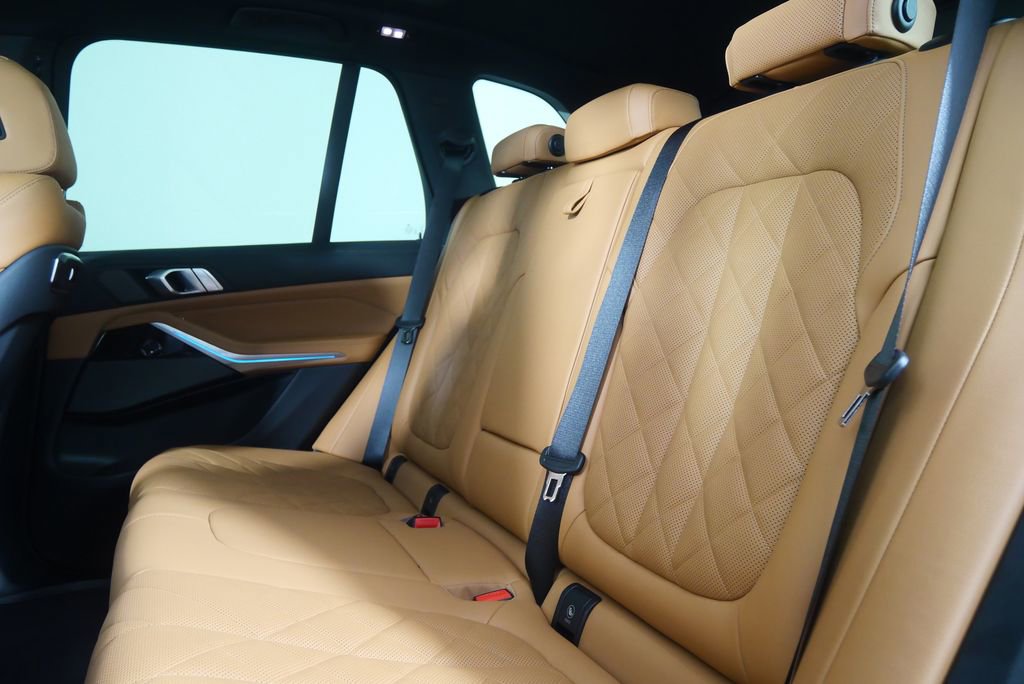 Certified 2026 BMW X5 sDrive40i image 16