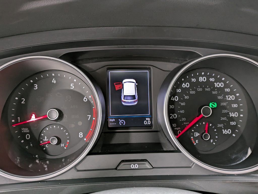 Used 2019 Volkswagen Tiguan SE image 15