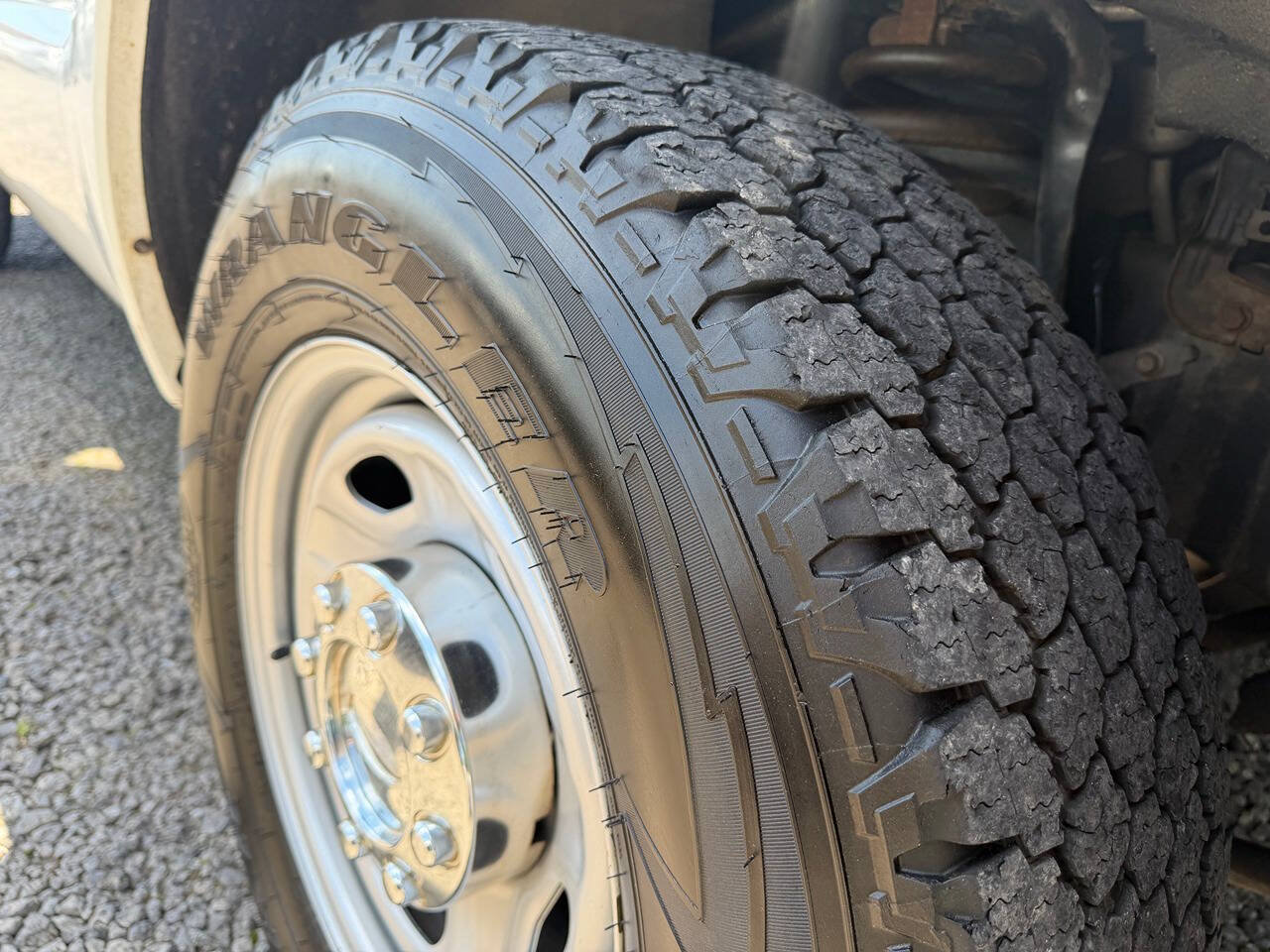 Used 2013 Ford F250 XL w/ XL Value Pkg RWD image 16
