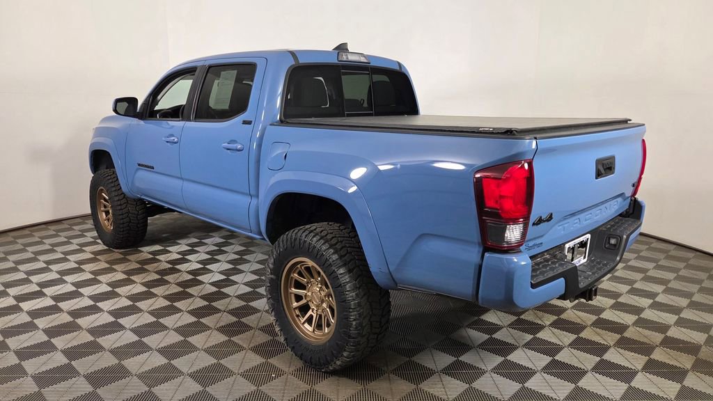 Used 2019 Toyota Tacoma SR5 AWD/4WD image 10